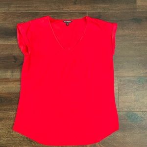 Express V-Neck Gramercy Tee Red Size L.